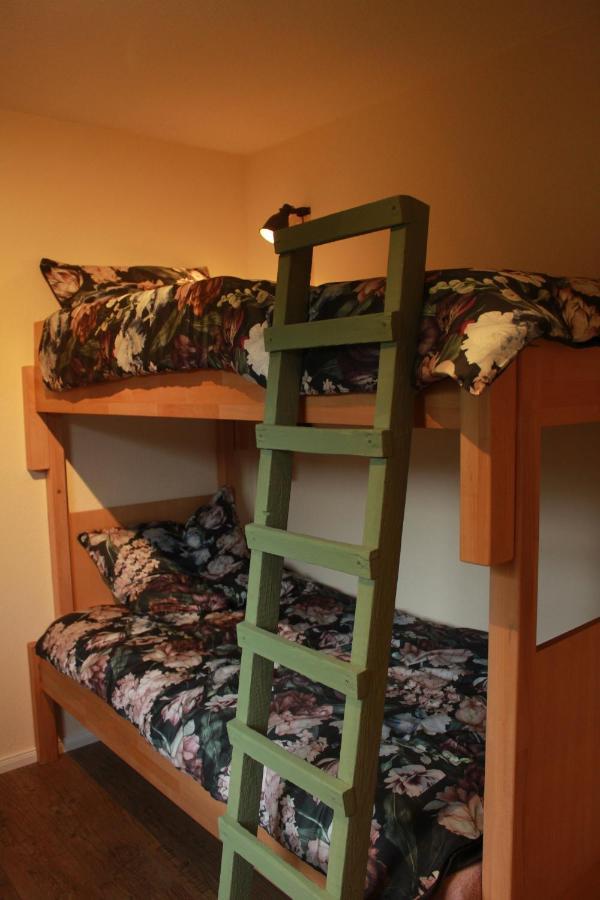 Ferienwohnung Conni เฮลเลนธาล ภายนอก รูปภาพ