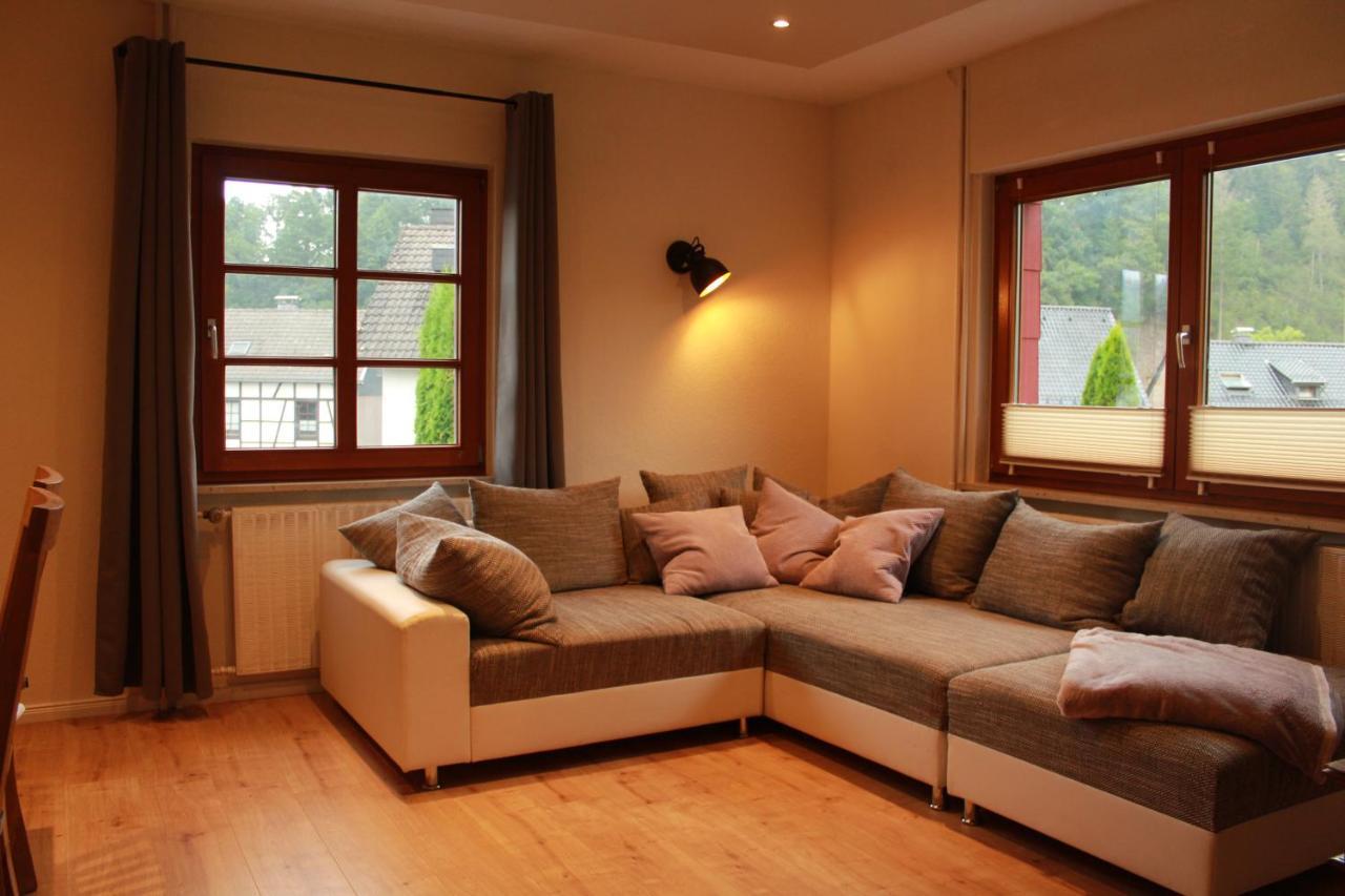 Ferienwohnung Conni เฮลเลนธาล ภายนอก รูปภาพ